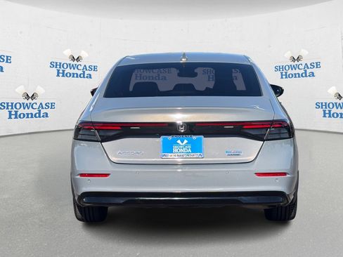 Used 2023 Honda Accord Touring image 7