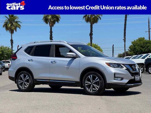 Used 2017 Nissan Rogue SL FWD image 1