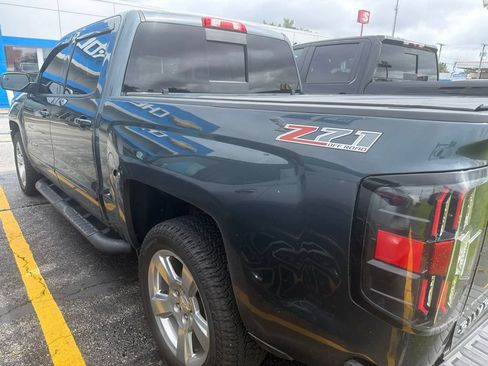Used 2017 Chevrolet Silverado 1500 LT w/ All Star Edition AWD/4WD image 4
