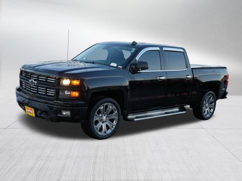 Used 2015 Chevrolet Silverado 1500 LTZ Z71 image 3