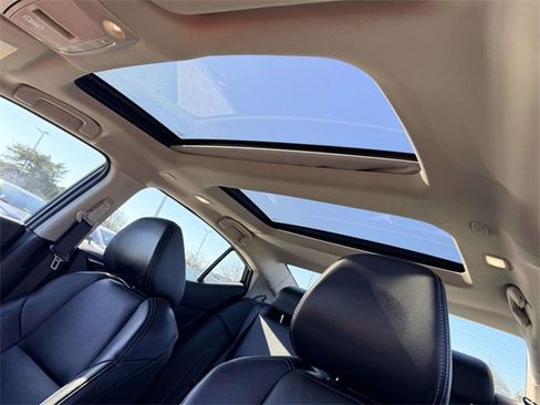 Used 2023 Nissan Maxima SL image 19