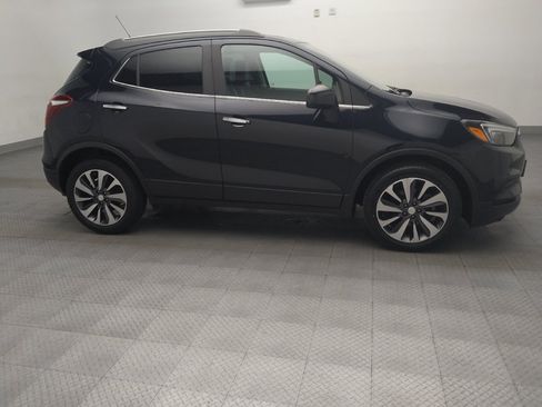 Used 2021 Buick Encore Preferred FWD image 11