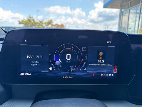 Used 2024 Chevrolet Traverse LT FWD image 32