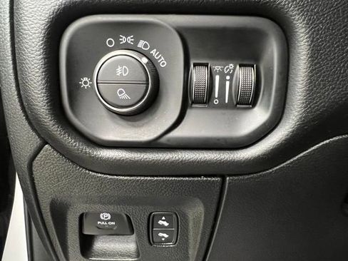 Used 2025 RAM 1500 Big Horn image 29