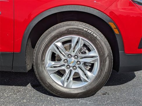 Used 2022 Chevrolet Blazer LT image 11