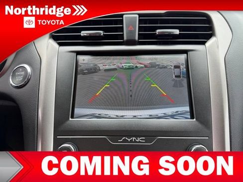 Used 2019 Ford Fusion SE FWD image 9
