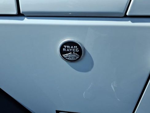 Used 2018 Jeep Wrangler Sport AWD/4WD image 31