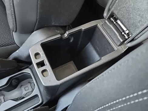 Used 2023 Jeep Renegade Altitude w/ Sun/Sound Group image 68