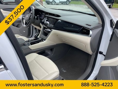 Used 2024 Cadillac XT6 Premium Luxury FWD image 12