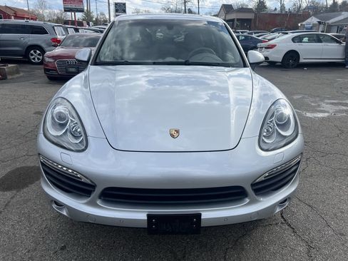 Used 2014 Porsche Cayenne S w/ Basic Package image 2
