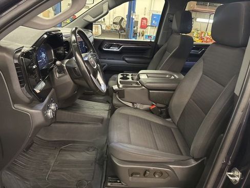 Used 2023 GMC Sierra 1500 Elevation AWD/4WD image 11