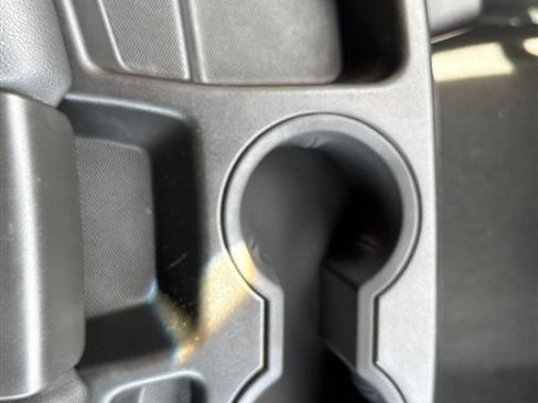 Used 2024 Chevrolet Silverado 2500 LT image 50