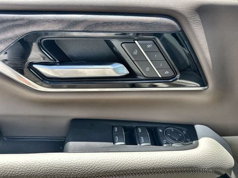 New 2026 GMC Yukon Denali w/ Advanced Technology Package AWD/4WD image 22