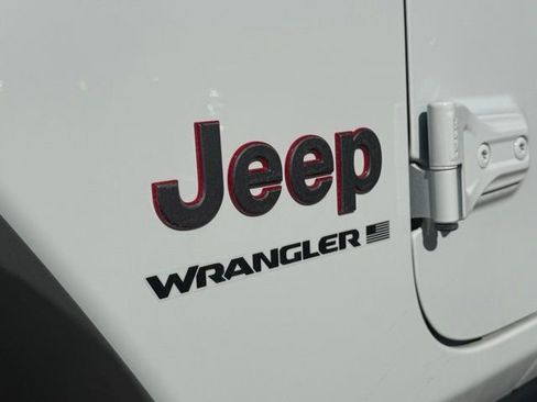 New 2025 Jeep Wrangler Unlimited Rubicon w/ Steel Bumper Group image 12