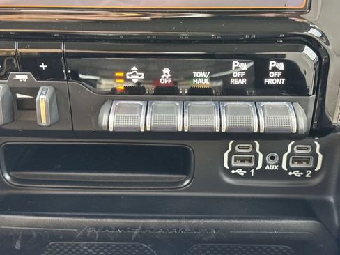 Used 2022 RAM 1500 Limited AWD/4WD image 25