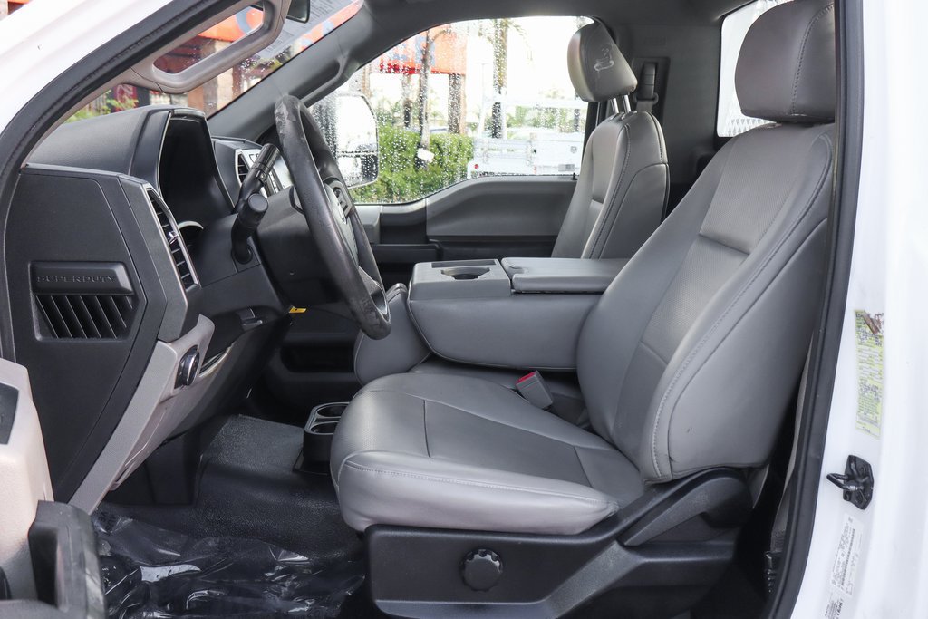 Used 2019 Ford F550 2WD Regular Cab Super Duty image 19