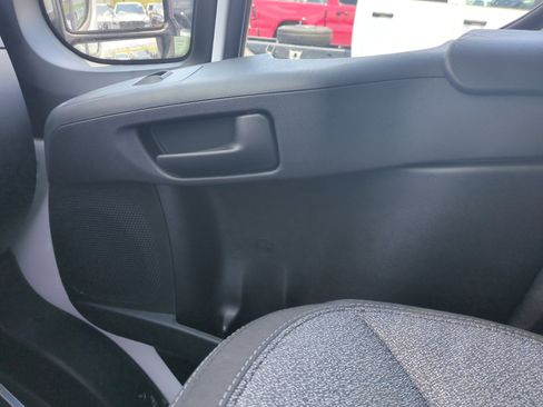 New 2025 RAM ProMaster 2500 w/ Quick Order Package 22G SLT image 16