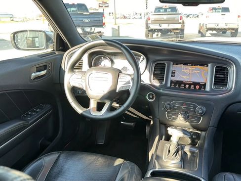 Used 2015 Dodge Charger SXT w/ Plus Group image 61