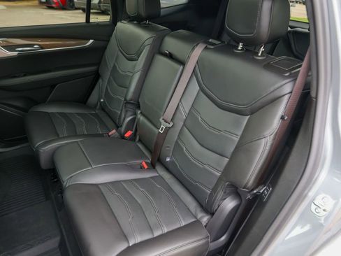 Certified 2025 Cadillac XT6 Premium Luxury w/ Platinum Package AWD/4WD image 25