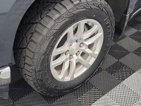 Used 2019 Chevrolet Silverado 1500 LT w/ All-Star Edition AWD/4WD image 31