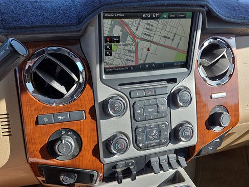 Used 2015 Ford F250 King Ranch w/ FX4 Off-Road Package image 16