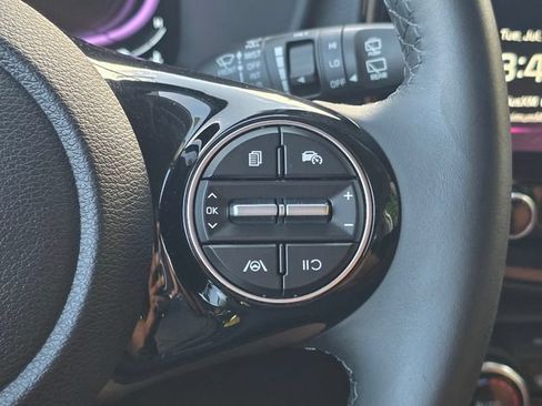 Used 2025 Kia Soul EX FWD image 35