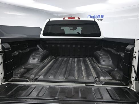 Used 2022 Nissan Frontier S w/ Technology Package image 31