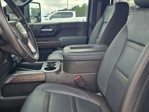Used 2021 GMC Sierra 3500 Denali w/ Denali Ultimate Package image 6