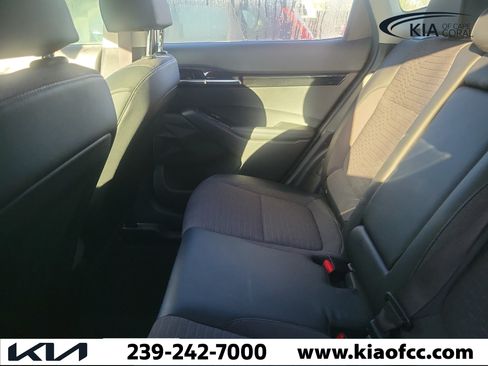 Used 2021 Kia Seltos S AWD/4WD image 10