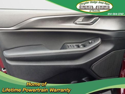 New 2025 Jeep Grand Cherokee L Laredo image 14