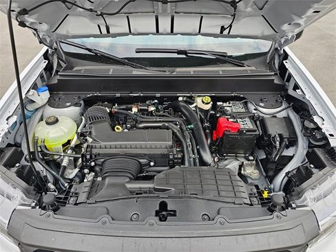 New 2025 Ford Maverick Lariat w/ 4K Tow Package image 9