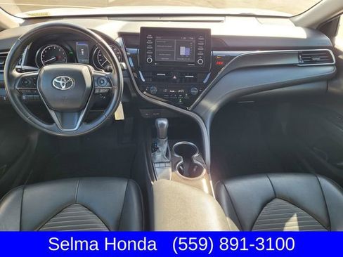 Used 2024 Toyota Camry SE image 9