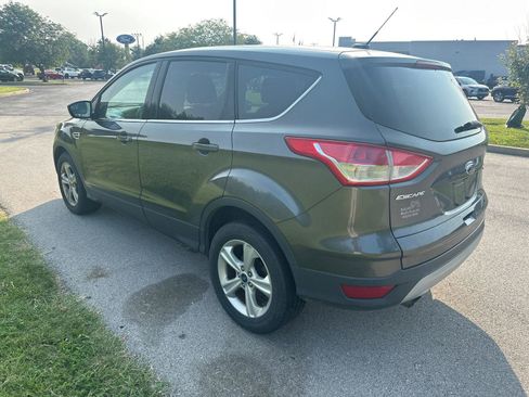 Used 2015 Ford Escape SE AWD/4WD image 13