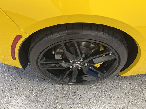 Used 2015 Chevrolet Corvette Stingray Convertible w/ 2LT Preferred Equipment Group RWD image 28