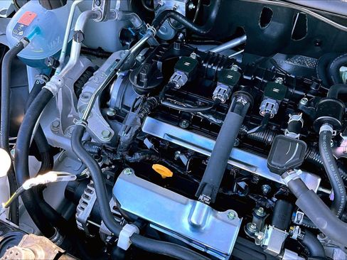 New 2025 Nissan Versa S image 17