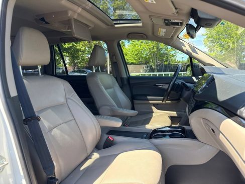Used 2019 Honda Pilot Elite image 26