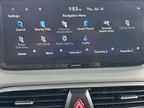 Used 2023 Hyundai Santa Fe SEL FWD image 5