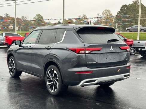 Used 2024 Mitsubishi Outlander SEL image 7
