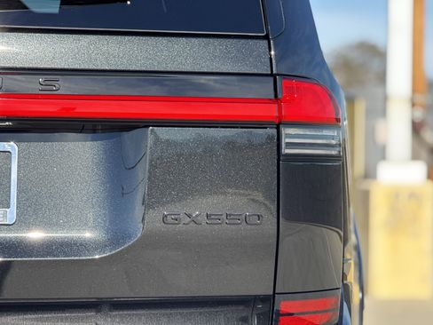 New 2026 Lexus GX 550 image 12