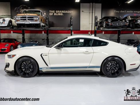 Used 2020 Ford Mustang Shelby GT350 w/ Technology Package RWD image 5