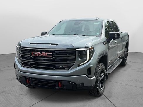 Used 2023 GMC Sierra 1500 AT4 w/ AT4 Premium Package AWD/4WD image 3
