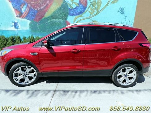 Used 2018 Ford Escape Titanium image 36