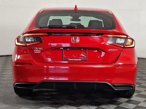 Used 2025 Honda Civic Sport image 8