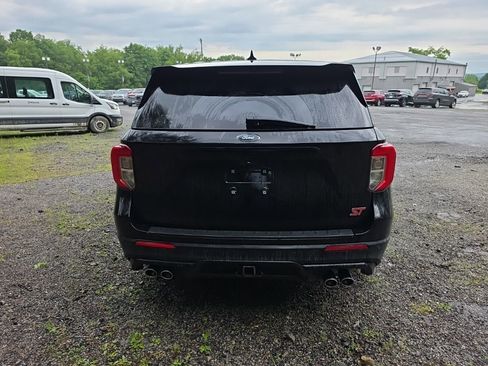 Used 2021 Ford Explorer ST w/ ST Street Pack AWD/4WD image 4