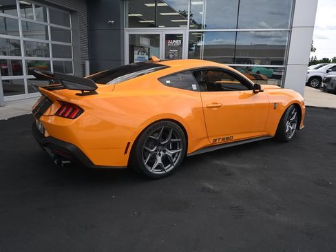 New 2026 Ford Mustang GT Premium w/ GT Performance Package RWD image 9