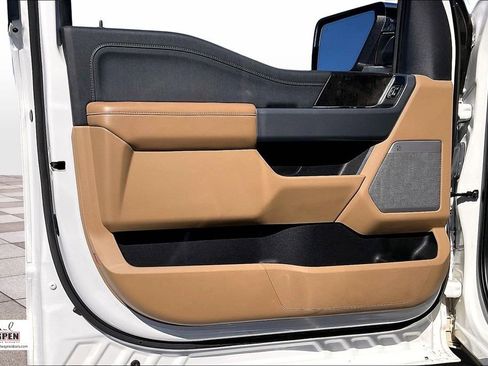 Used 2021 Ford F150 Lariat w/ Equipment Group 502A High image 23