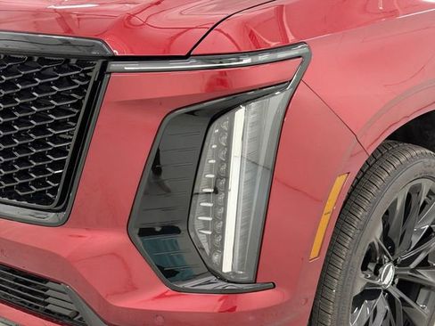 New 2026 Cadillac Escalade Platinum Sport w/ LPO, ONYX Package image 16