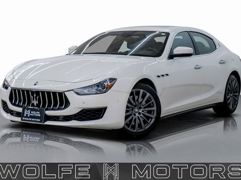 Used 2018 Maserati Ghibli S image 1