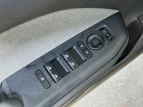 Used 2025 Kia K4 EX FWD image 20