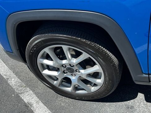 Used 2025 Jeep Compass Limited AWD/4WD image 13